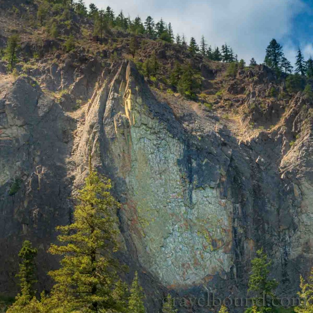 Color Rock Face on Goose Egg Mountain